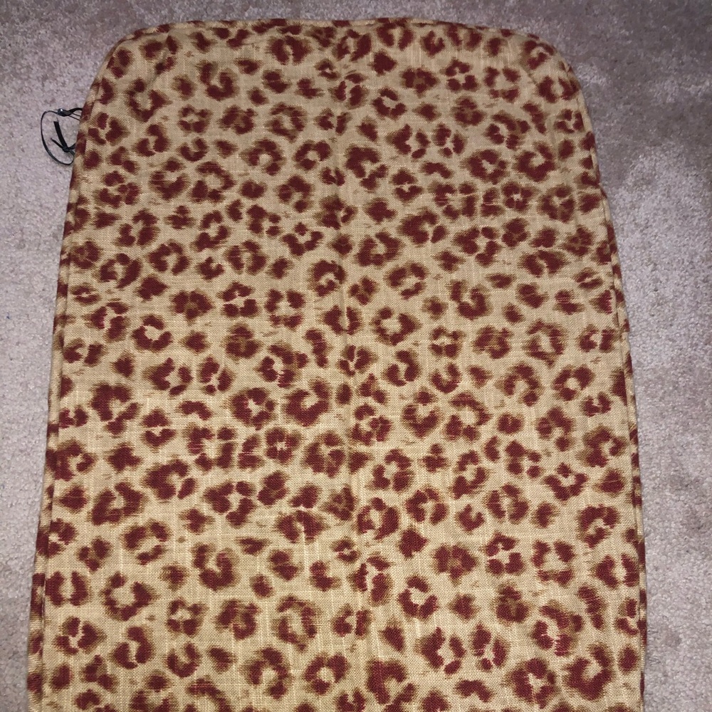 Leopard print pillowcase